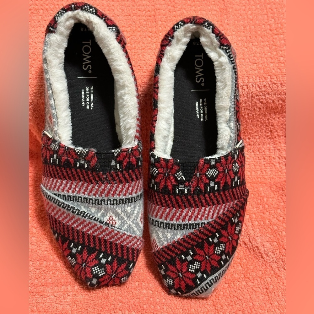 Toms Red and Black Cozy Slippers with Plush Lining